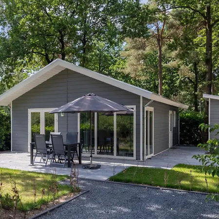 Hébergement de vacances With A Wooded Location On The Veluwe *