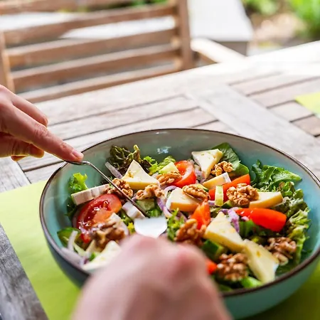 W Garden & Views * 헨덜루