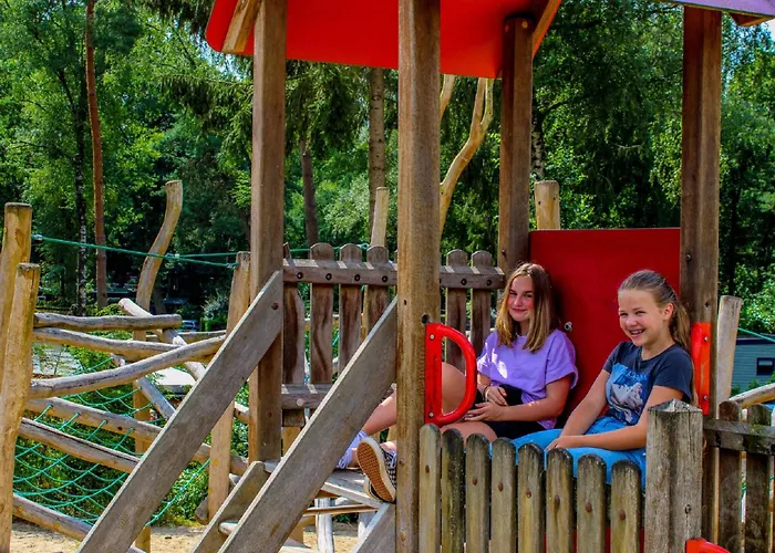 Сasa de vacaciones W Garden & Views